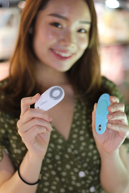 WeVibe Moxie 可攜式陰蒂震動器 震蛋